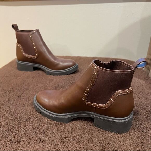 Coach Lory Chunky Studded Ankle Bootie Brown Size 6 - Picture 4 of 15